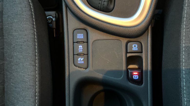 Toyota Yaris 1.5 Hybrid Design 5dr CVT Hybrid Hatchback